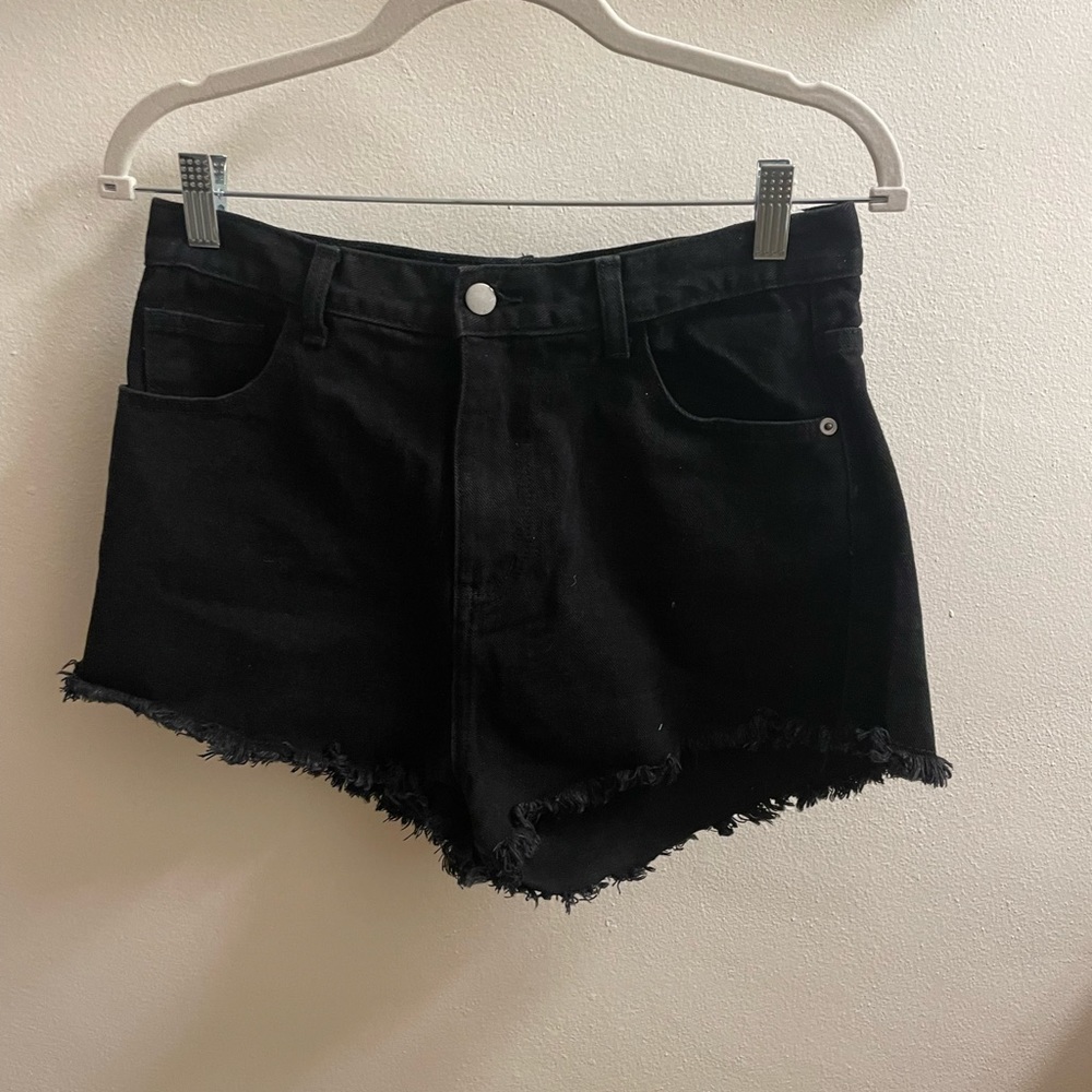 Pretty Little Thing shorts